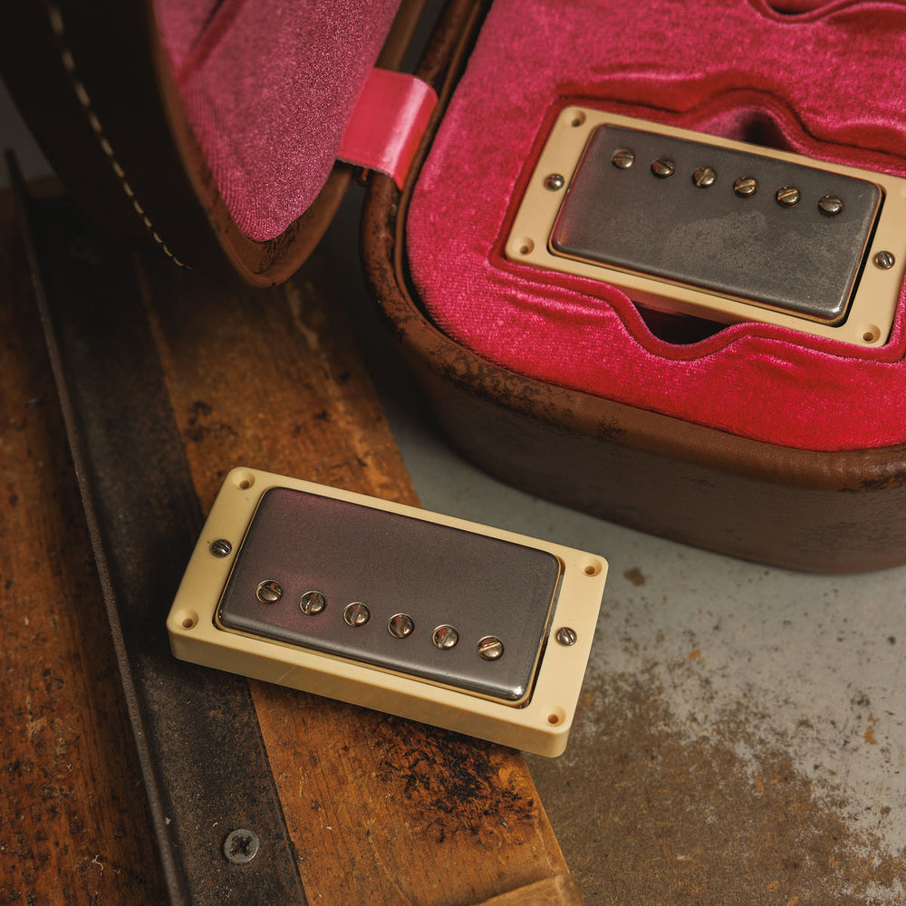 Gibson Pickup Shop
